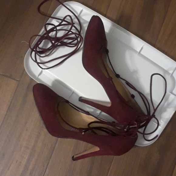 Suede heels - Picture 3 of 4